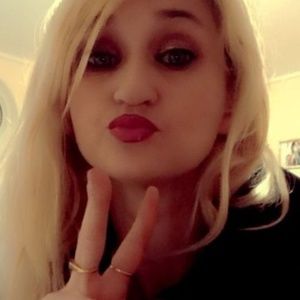 Meet your Posher, Emma-rose